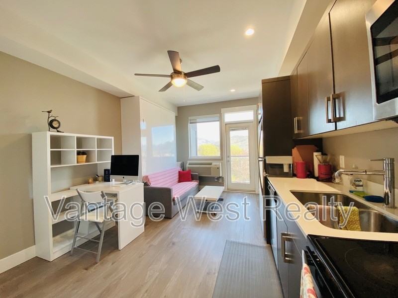 607 Leon Ave - Photo 5 of 31