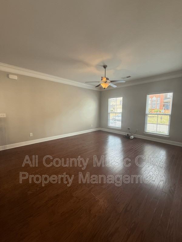 6721 Sunnywood Dr - Photo 5 of 33