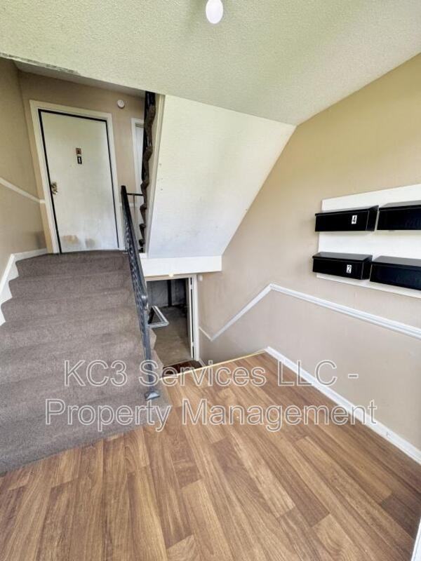 8717 Countryshire Ln - Photo 2 of 13