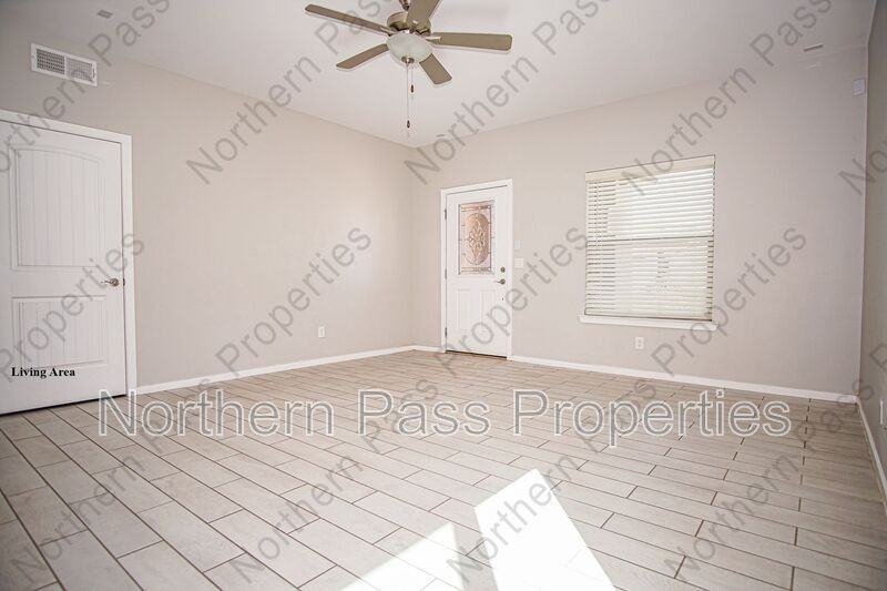 223 Notts Way - Photo 4 of 25