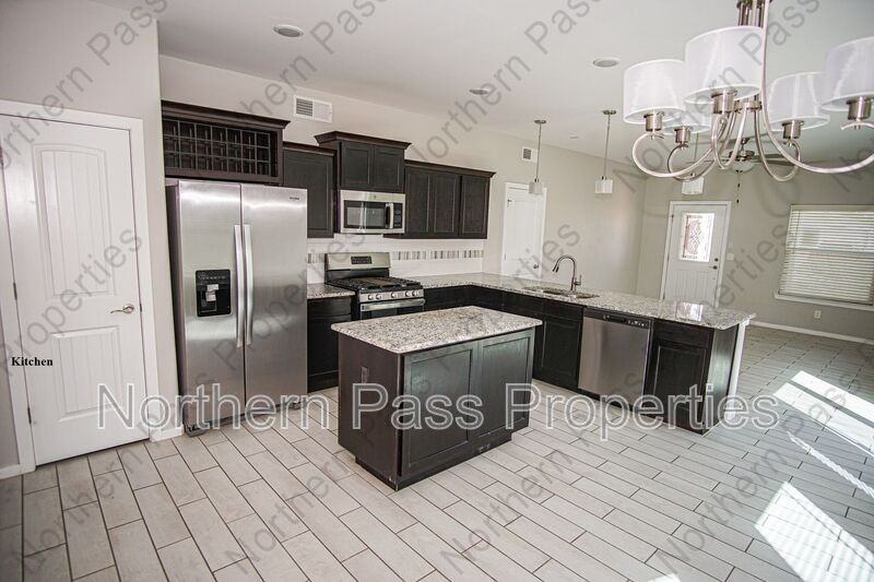 223 Notts Way - Photo 5 of 25