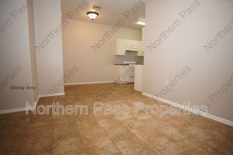 8939 Marks St #B - Photo 4 of 16