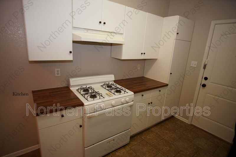 8939 Marks St #B - Photo 6 of 16