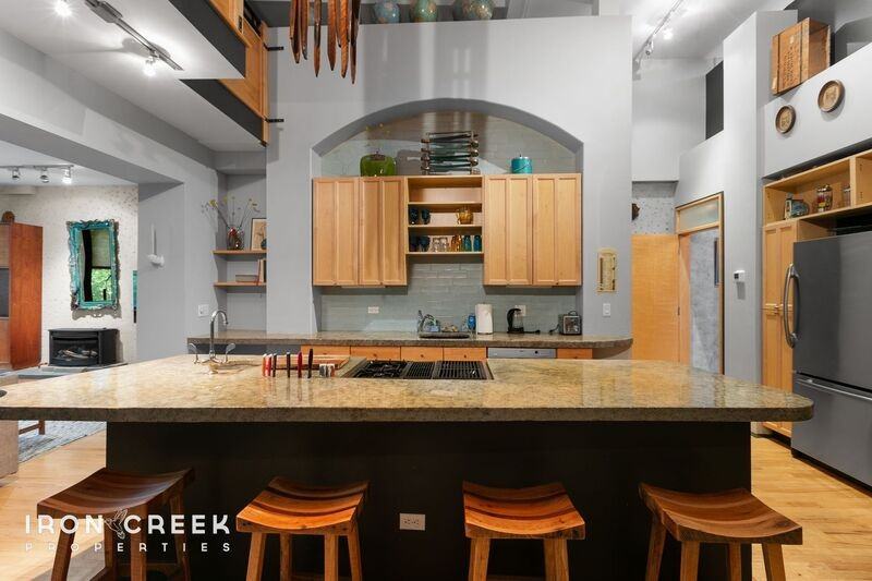 32 Broadway St #320 - Photo 3 of 27