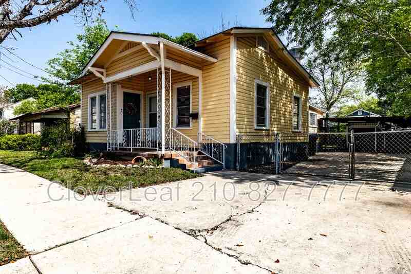 323 Barrera St - Photo 2 of 33
