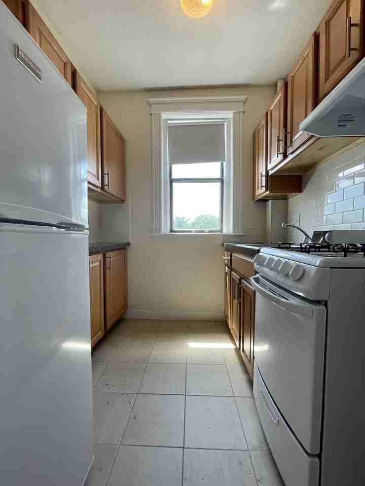 1152 Commonwealth Ave #48 - Photo 4 of 6