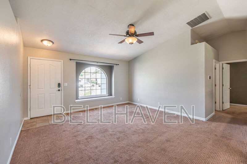 12447 W Norristown St - Photo 5 of 15