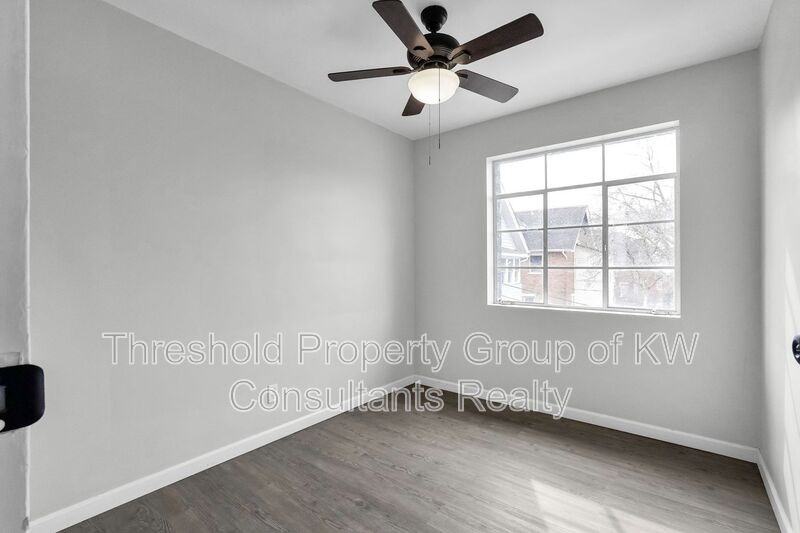 61 N 21st St #J - Photo 5 of 22