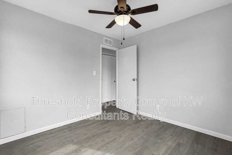 61 N 21st St #J - Photo 6 of 22