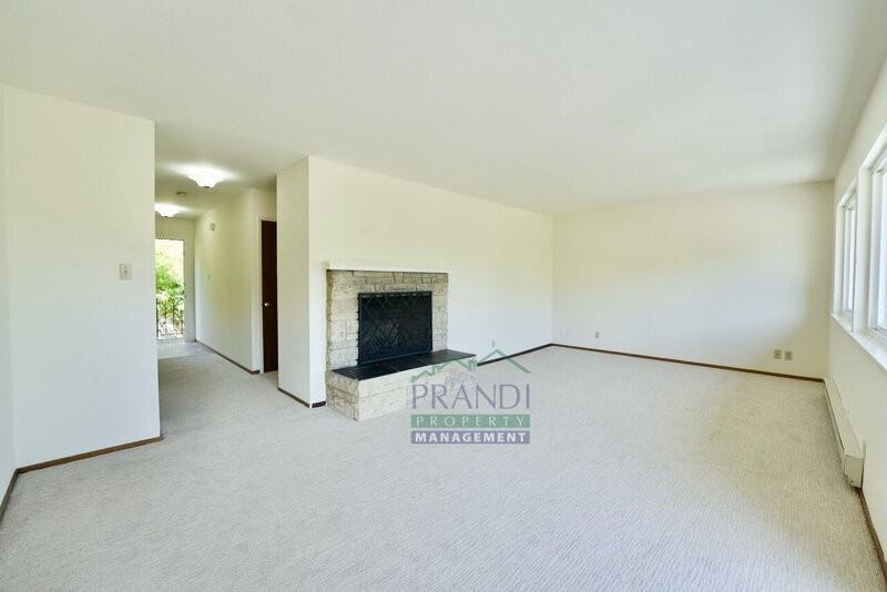 1562 Sir Francis Drake Blvd #1 - Photo 7 of 18