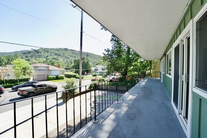 1562 Sir Francis Drake Blvd #4 - Photo 4 of 15