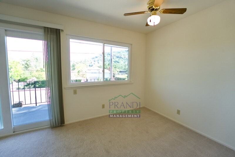 1562 Sir Francis Drake Blvd #4 - Photo 5 of 15