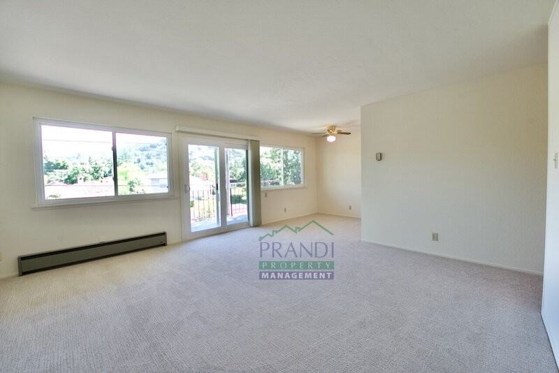 1562 Sir Francis Drake Blvd #4 - Photo 7 of 15