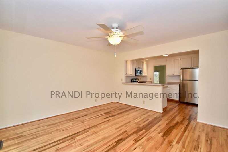 1033 Susan Way - Photo 7 of 17