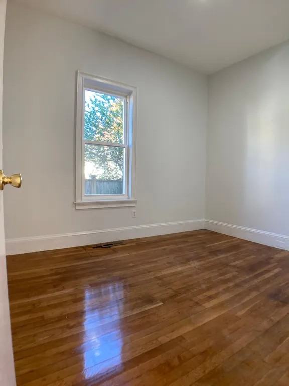 3 Winnemay St #1 - Photo 2 of 7