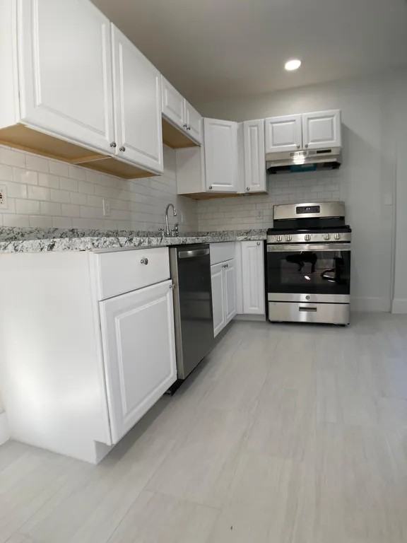 3 Winnemay St #1 - Photo 3 of 7