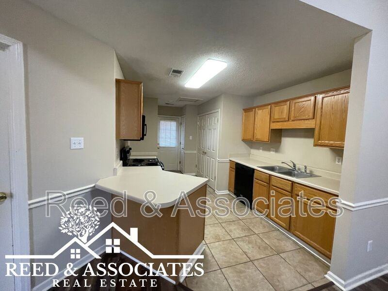6823 Meadow Chase Ln - Photo 7 of 13