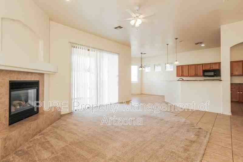 8752 W Frier Dr - Photo 2 of 16