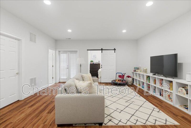 8407 Chaucer House Ct - Photo 2 of 42