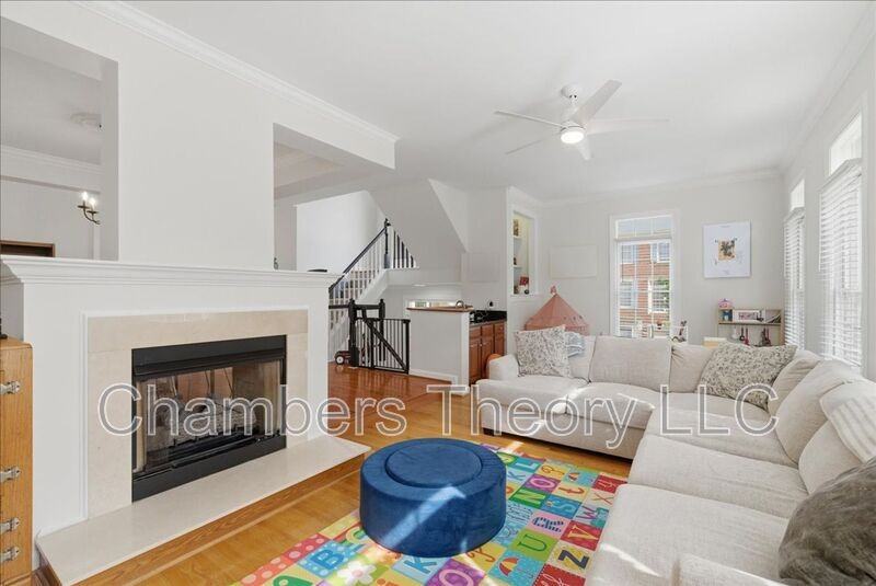 6400 Gladys May Ln - Photo 3 of 45
