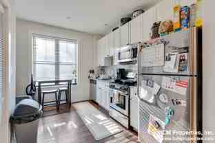 1600 W Belle Plaine Ave - Photo 1 of 1
