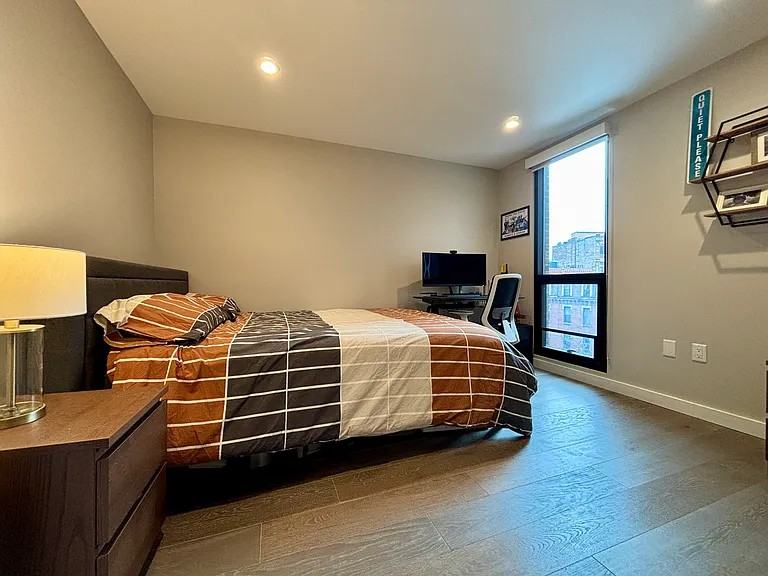 244 Hanover St #510 - Photo 6 of 18