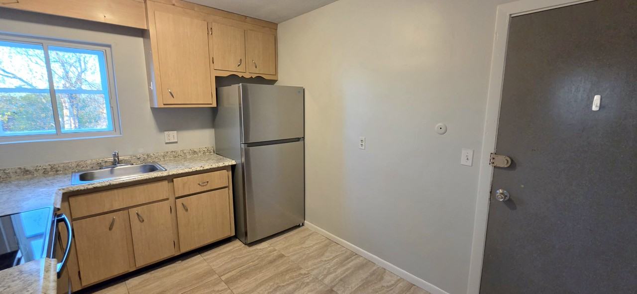 5 Waldemar Ave #3 - Photo 3 of 17