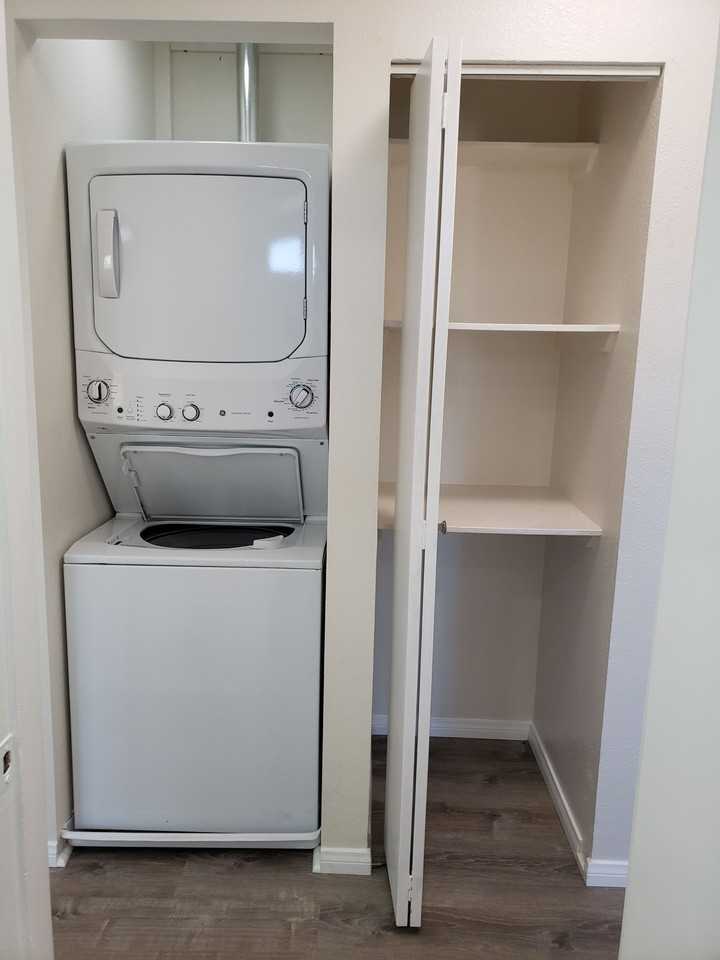 1261 Victor St #9 - Photo 2 of 23