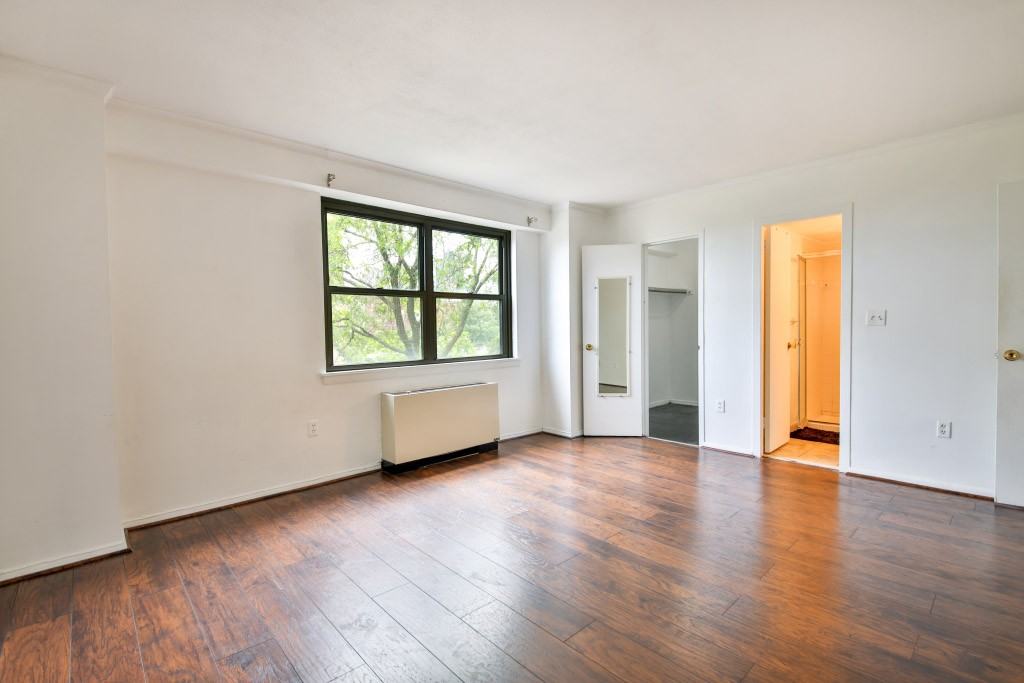 Whittier Pl #4E - Photo 3 of 19