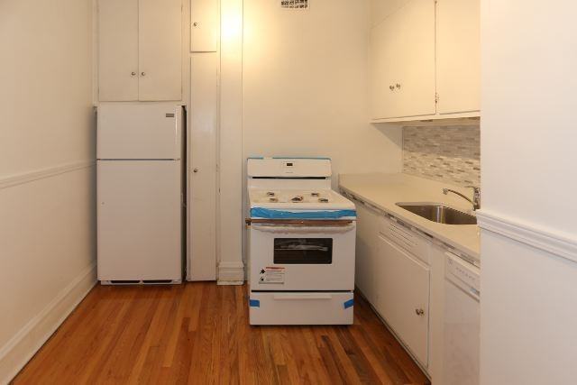 443 W Melrose St #AW9 - Photo 2 of 20