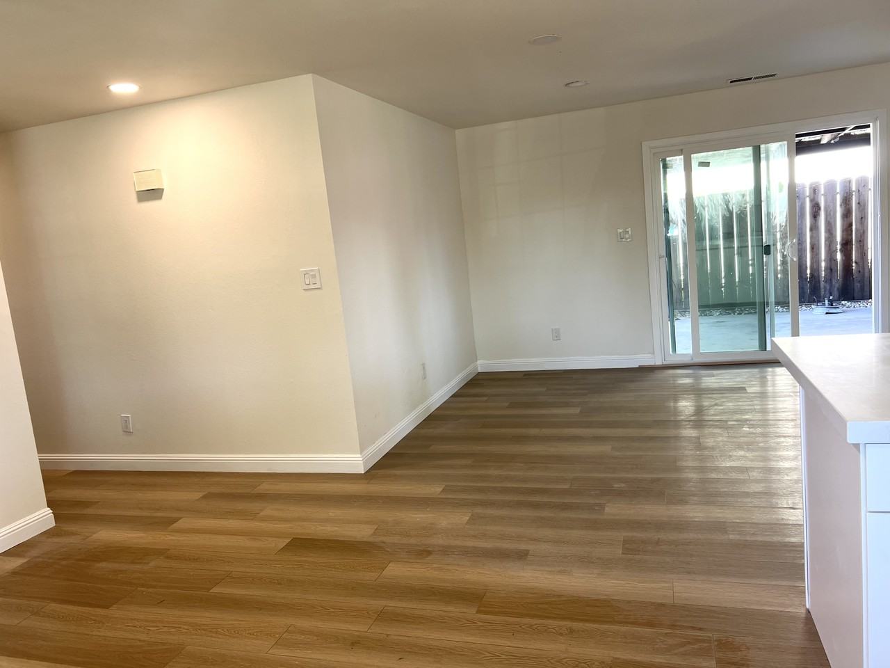 618 Madsen Dr #NA - Photo 5 of 14