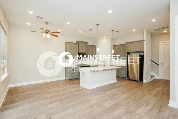 5115 Royal Heath Dr - Photo 5 of 16