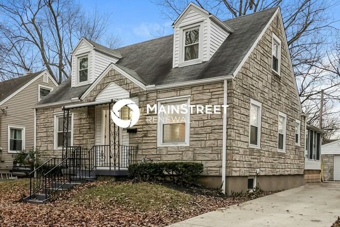 618 E Brandeis Ave - Photo 5 of 18