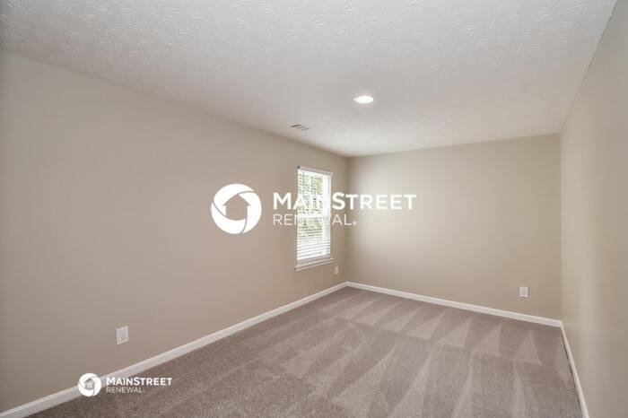 4524 Parkway Cir - Photo 6 of 17