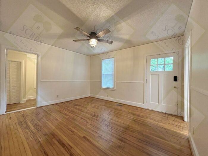 2228 Holt Dr - Photo 3 of 8