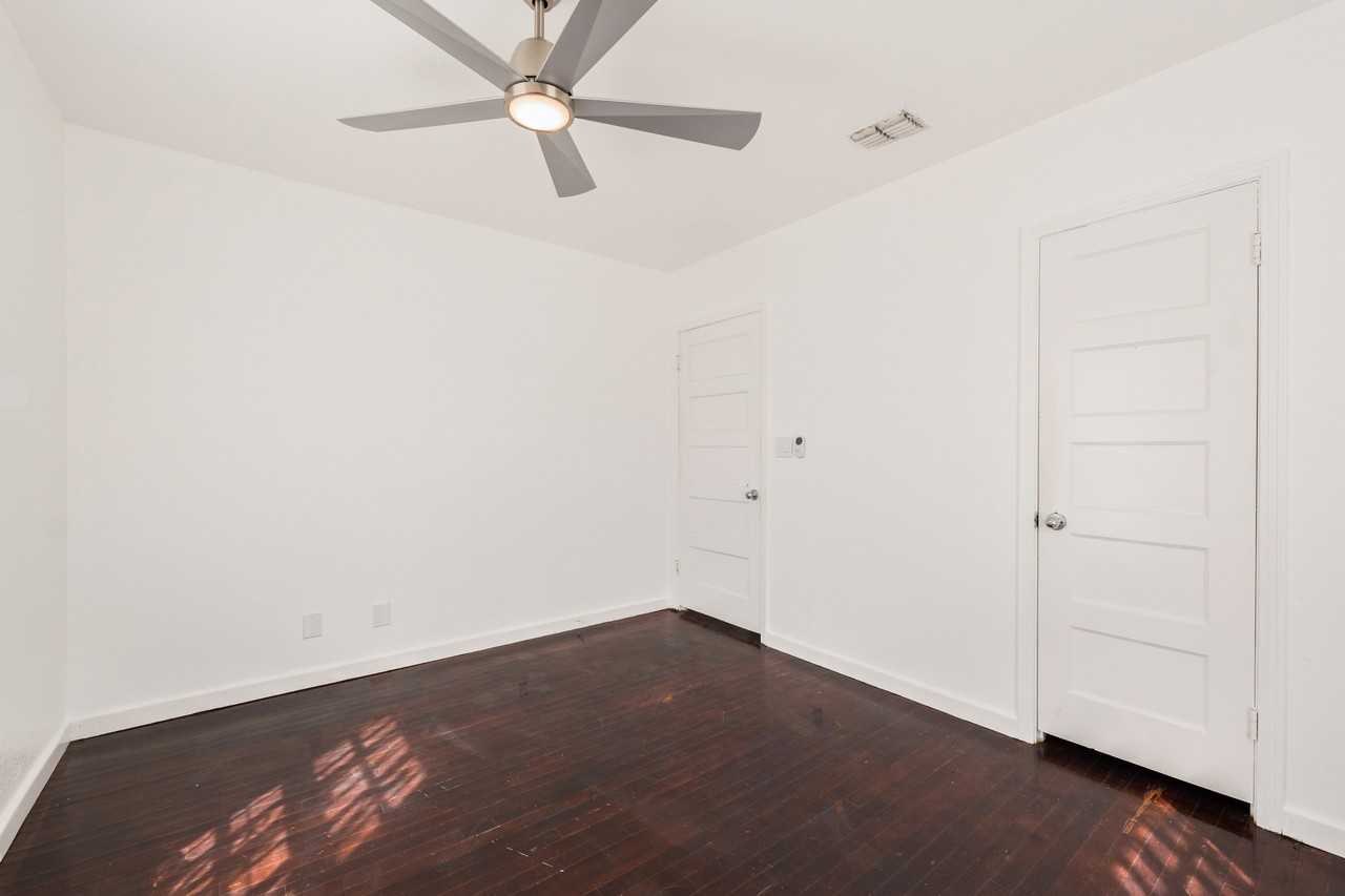 132 Central Park Dr #NA - Photo 5 of 10