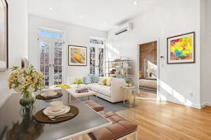 featured image of 301 E 10th St #5