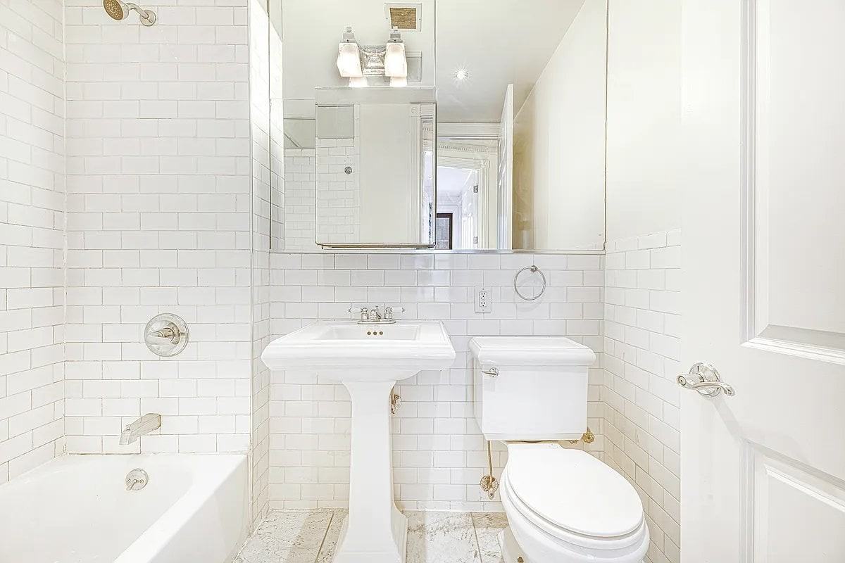 45 Orchard St #5A - Photo 5 of 6