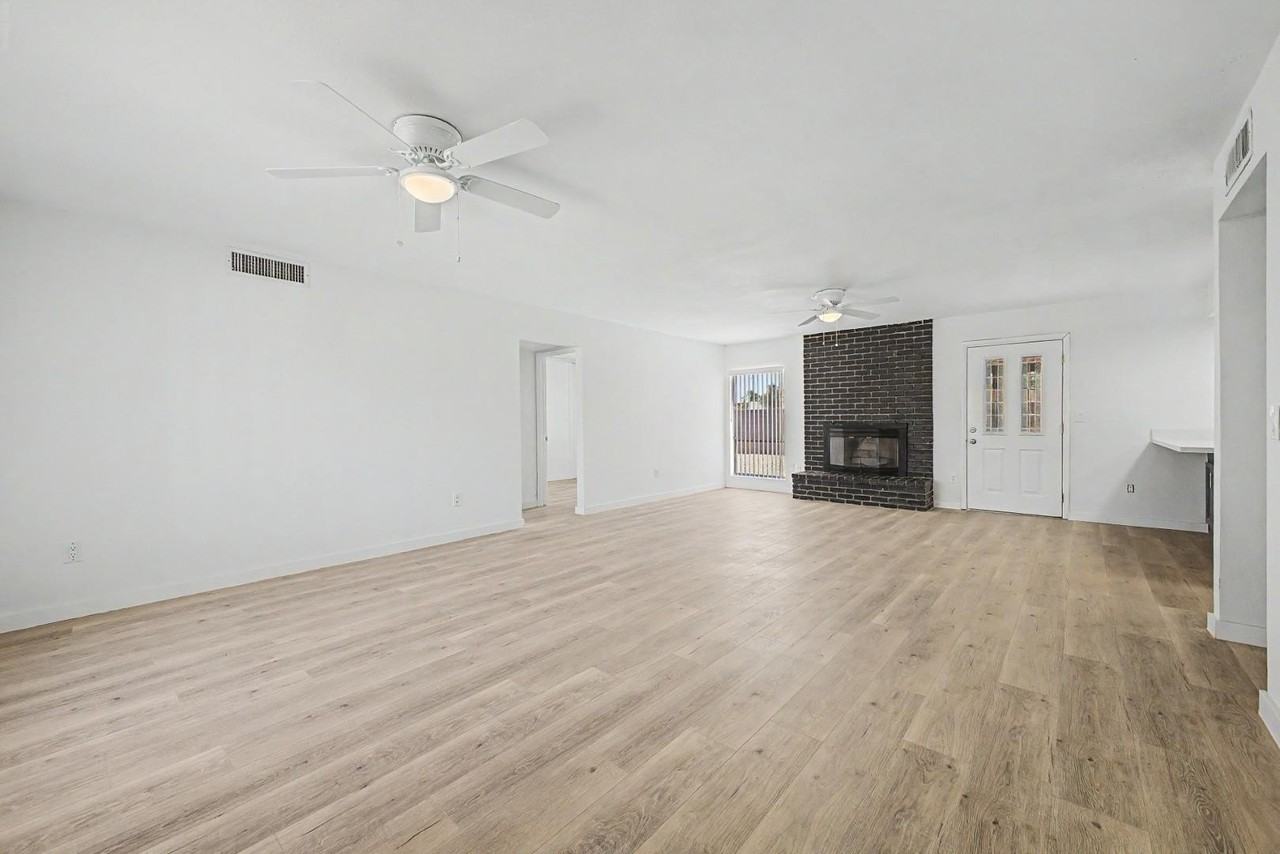 935 W Santa Cruz Dr - Photo 4 of 30