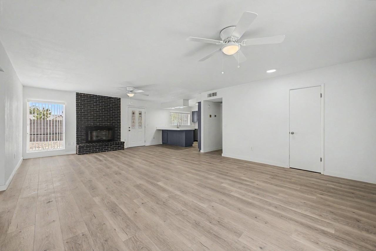 935 W Santa Cruz Dr - Photo 6 of 30