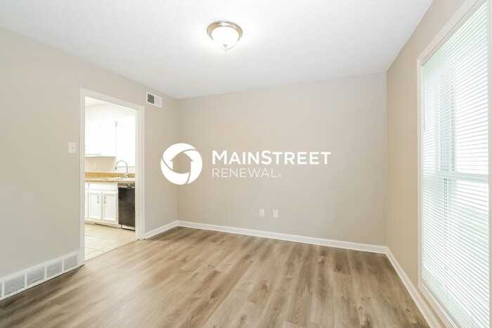 5638 Longacre Ave - Photo 6 of 17