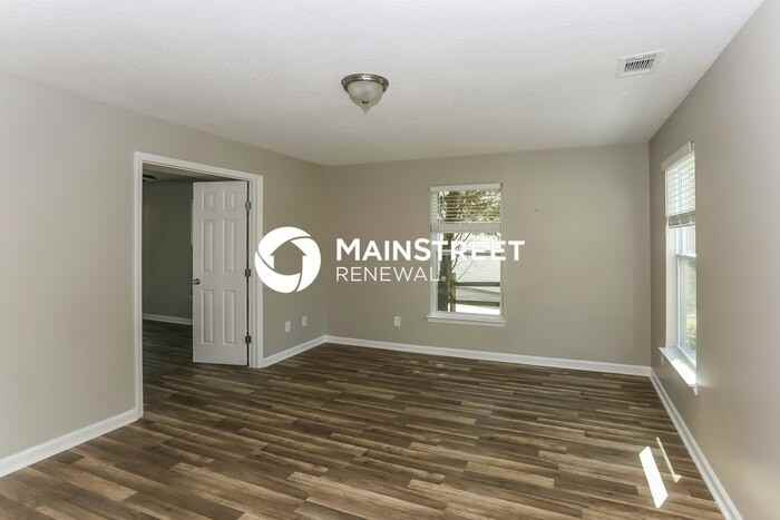 3406 Pondridge Ct - Photo 6 of 17