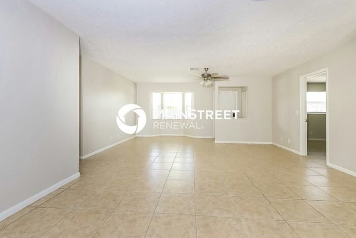 890 Sw Dalton Ave - Photo 6 of 16