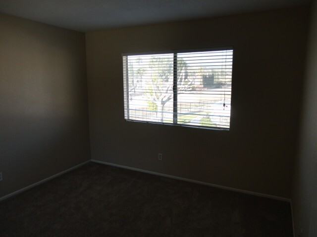 20833 Plum Canyon Rd - Photo 7 of 9