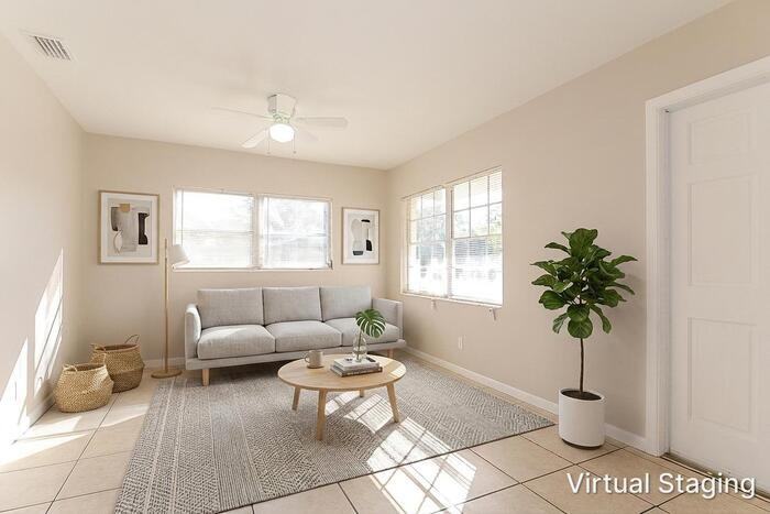 4301 W Bay Ave - Photo 3 of 19
