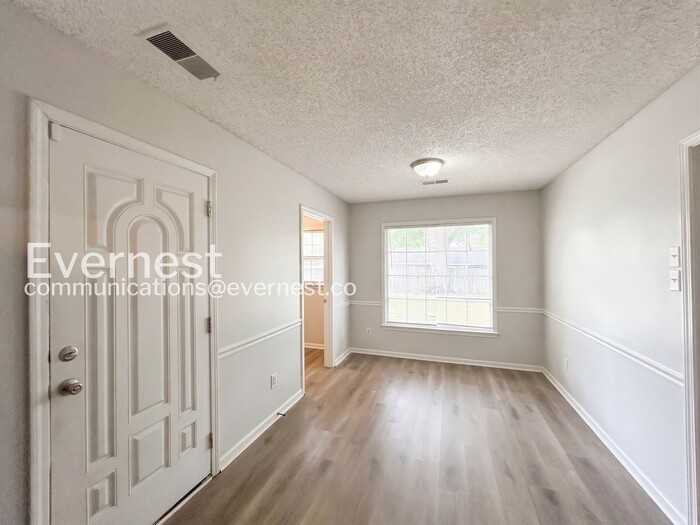 4176 Chesapeake Way - Photo 6 of 23