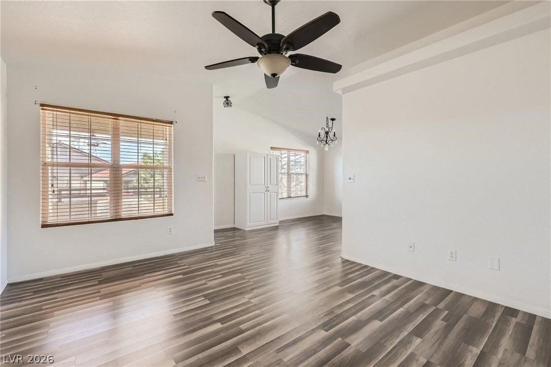 520 Arrowhead Trl #1424 - Photo 5 of 27