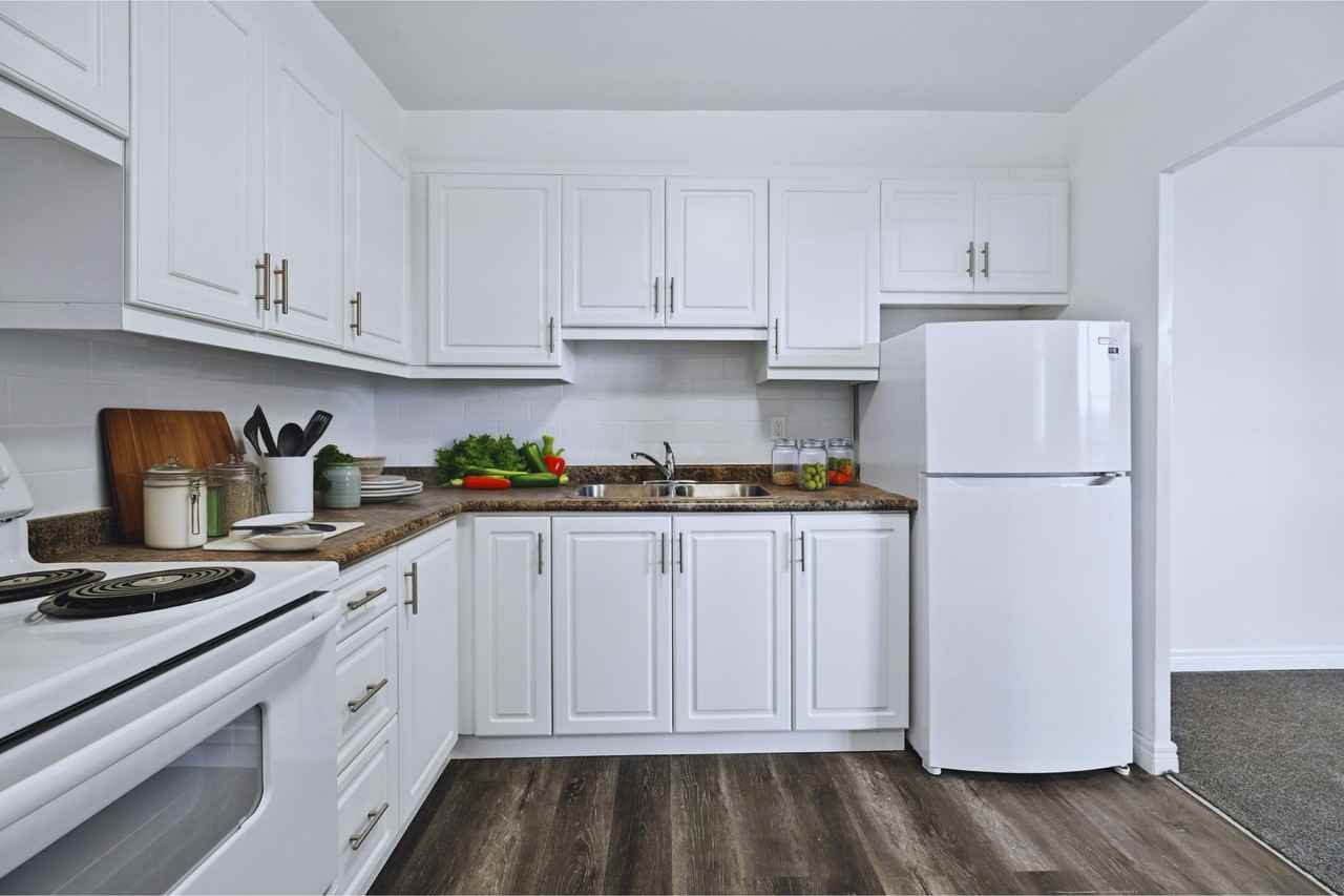 Bel Gal Estates - Ionic - Photo 7 of 10