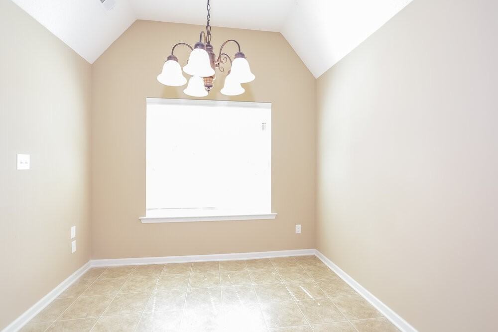 7916 Ridgedale Dr - Photo 5 of 16
