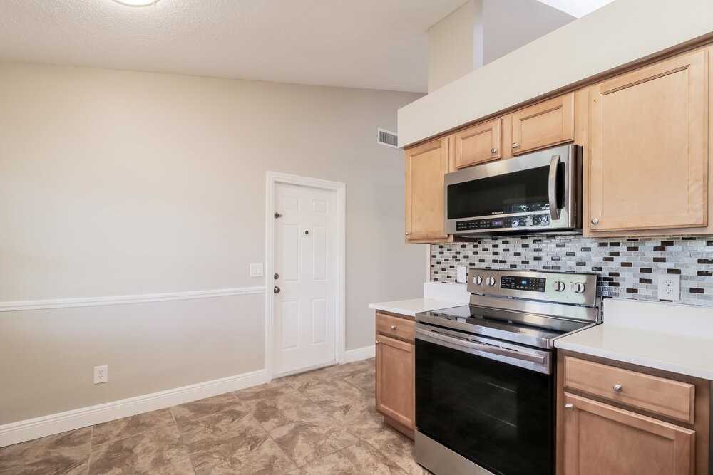 1001 Manigan Ave - Photo 7 of 16